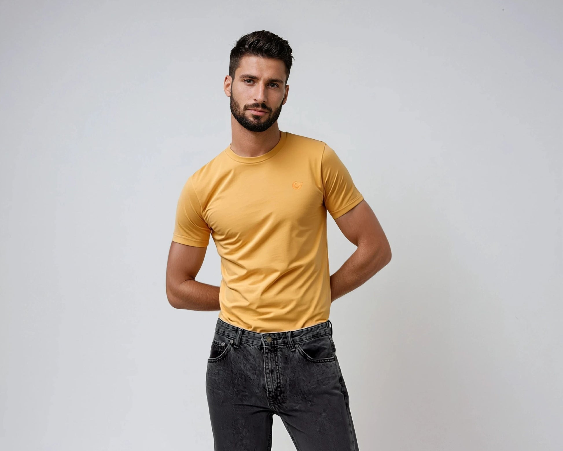 Camiseta Manga Corta Logo - Carácter. Concept Store